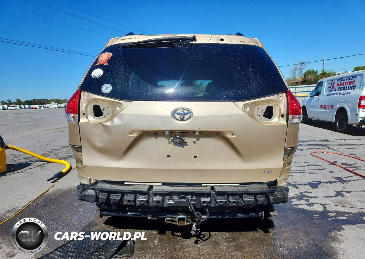 2012 Toyota Sienna Le VIN:5TDKK3DC5CS257147 - 6