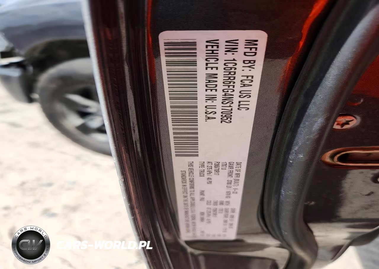 2022 Ram 1500 Classic Tradesman VIN:1C6RR6FG4NS170952 - 12