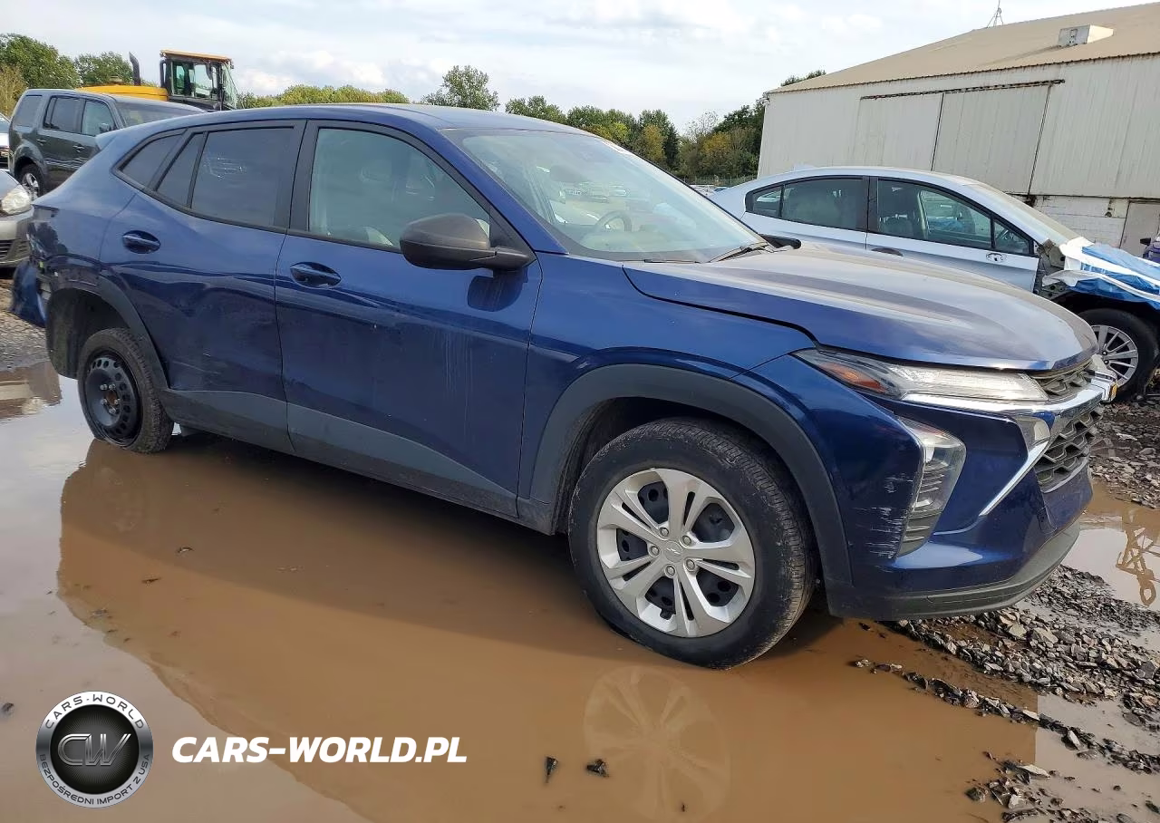 2024 Chevrolet Trax Ls VIN:KL77LFE20RC153411 - 4