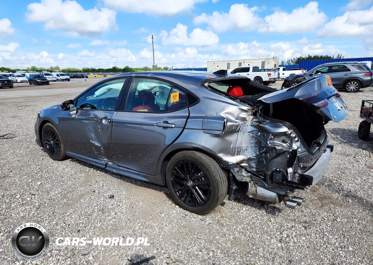 2026 Toyota Camry Xse VIN:4T1DAACK1TU679299 - 2