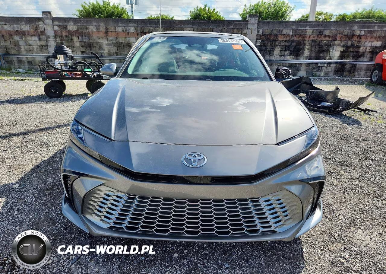2026 Toyota Camry Xse VIN:4T1DAACK1TU679299 - 5
