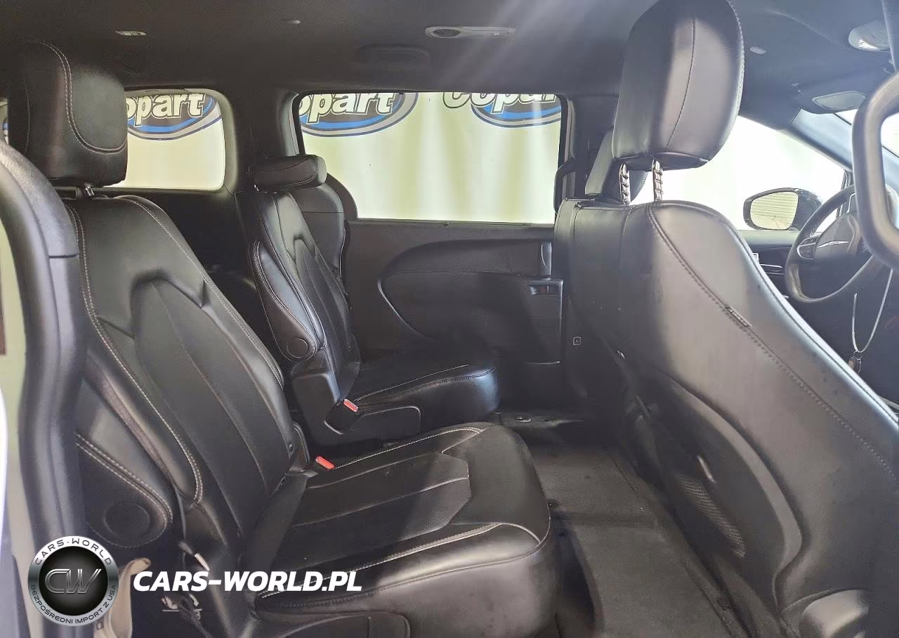 2025 Chrysler Pacifica Select VIN:2C4RC1BGXSR502408 - 11