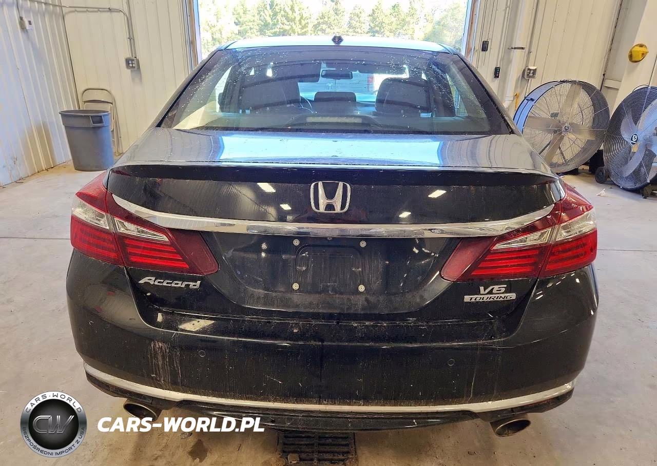 2016 Honda Accord Touring VIN:1HGCR3F96GA018163 - 6