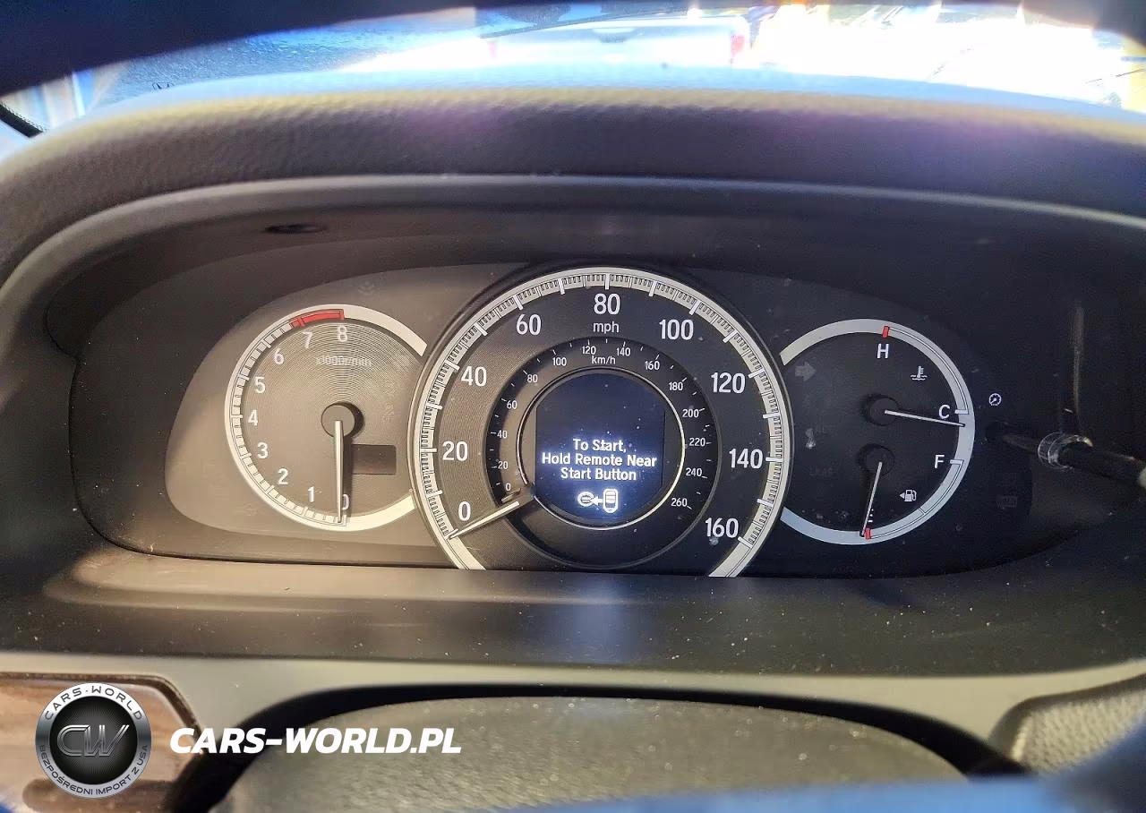 2016 Honda Accord Touring VIN:1HGCR3F96GA018163 - 9