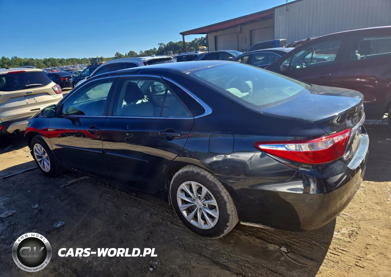 2016 Toyota Camry Le VIN:4T4BF1FK1GR543903 - 2