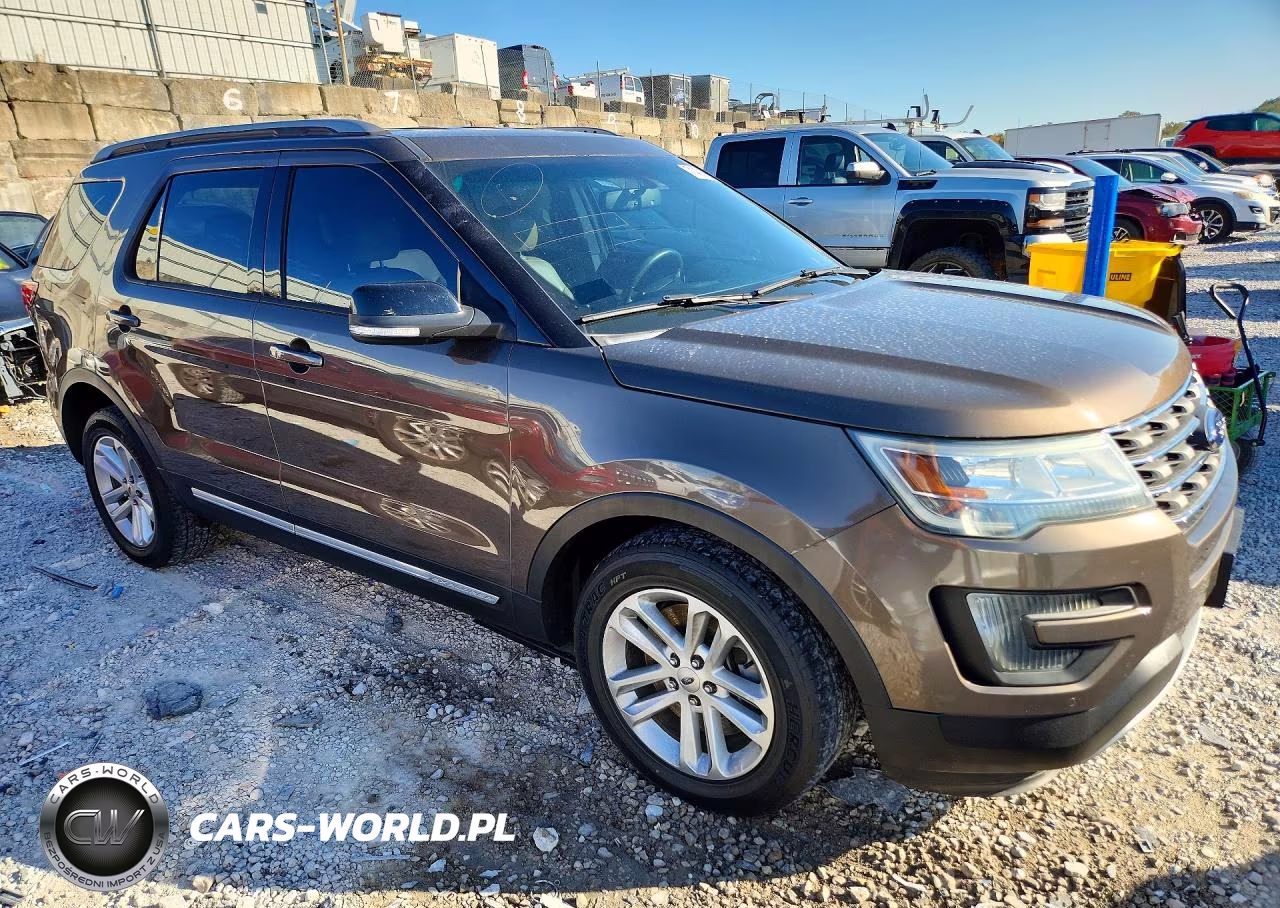 2016 Ford Explorer Xlt VIN:1FM5K7D8XGGA83121 - 4