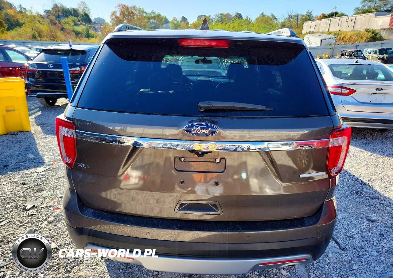 2016 Ford Explorer Xlt VIN:1FM5K7D8XGGA83121 - 6