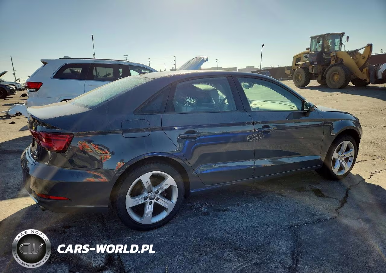 2017 Audi A3 Premium VIN:WAUB8GFF0H1057596 - 3