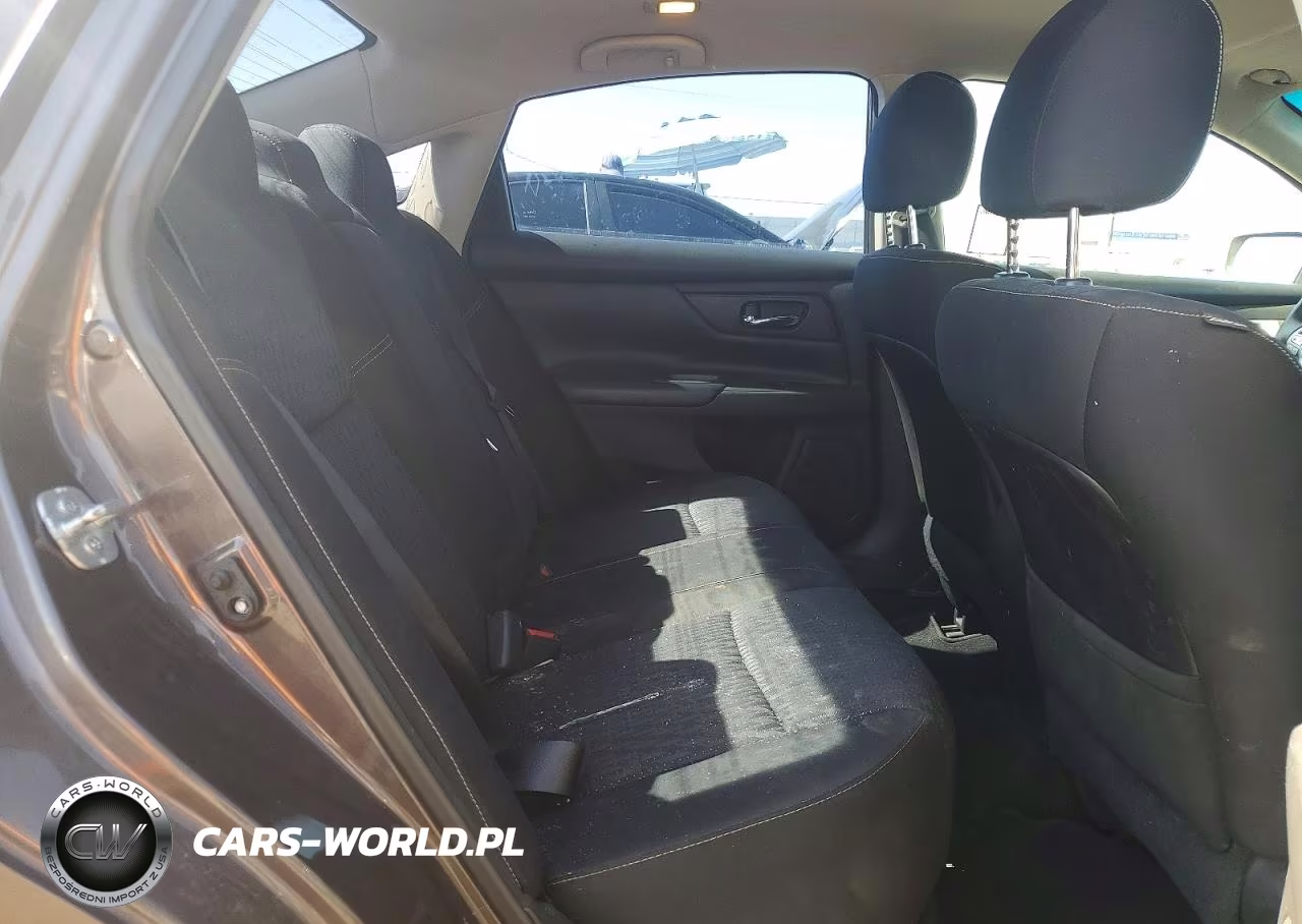 2016 Nissan Altima VIN:1N4AL3AP4GN332468 - 10