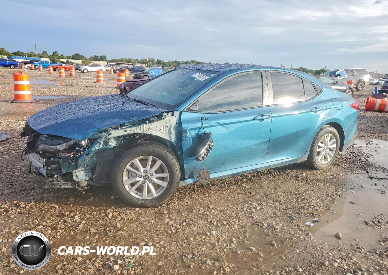 2026 Toyota Camry Le VIN:4T1DAACK6TU708845 - 1