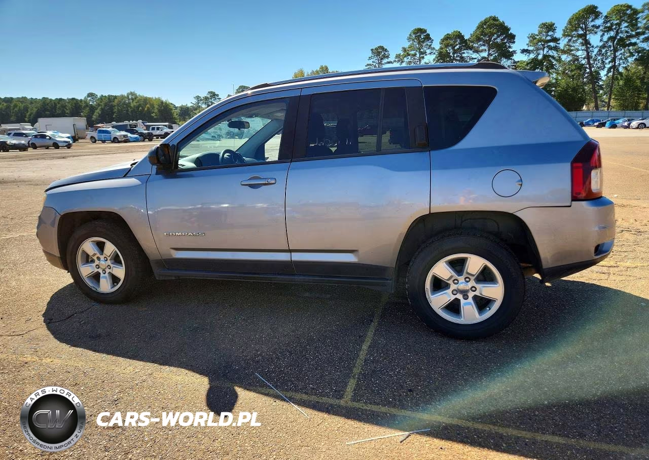 2014 Jeep Compass Sport VIN:1C4NJCBA8ED829652 - 2