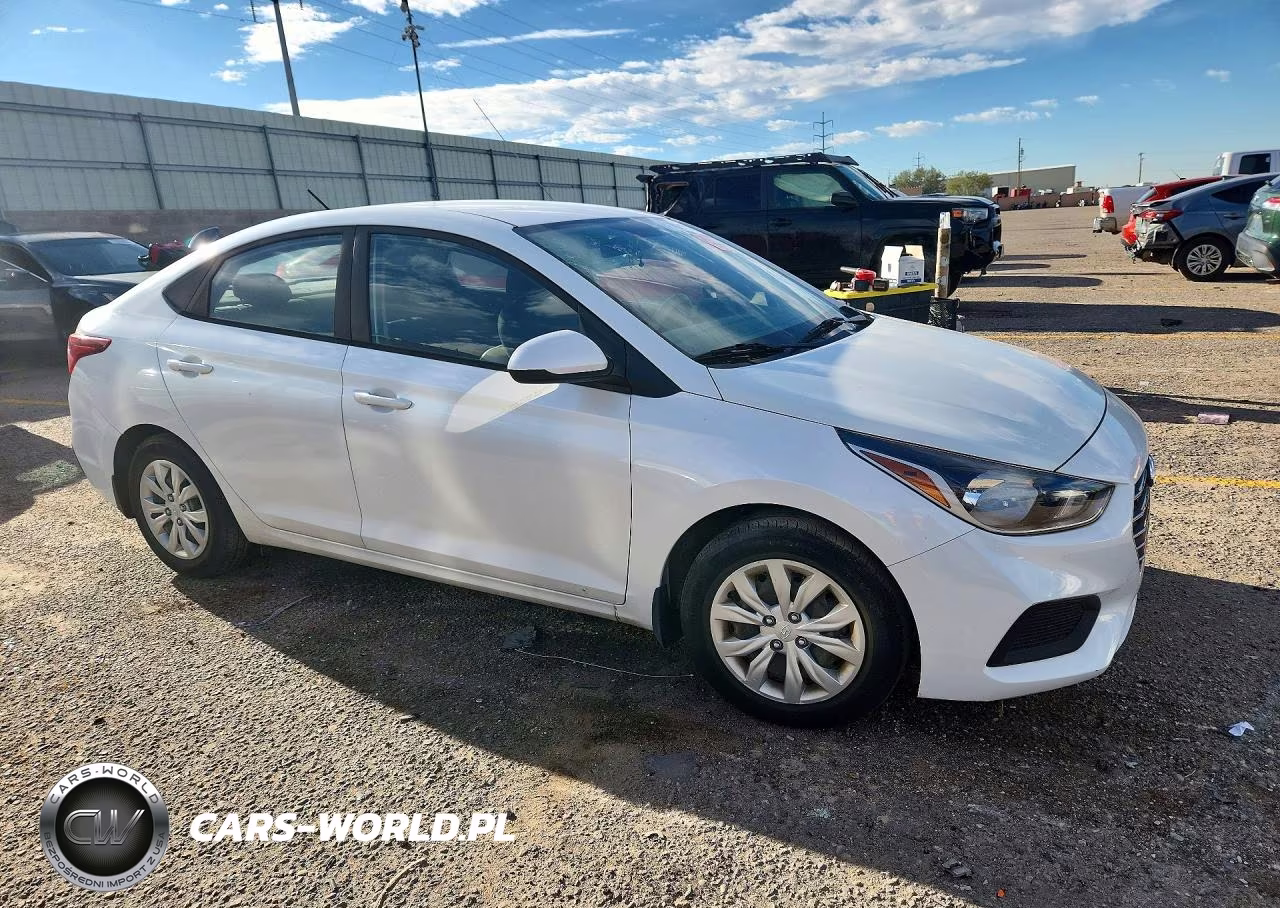 2020 Hyundai Accent Se VIN:3KPC24A6XLE120868 - 4