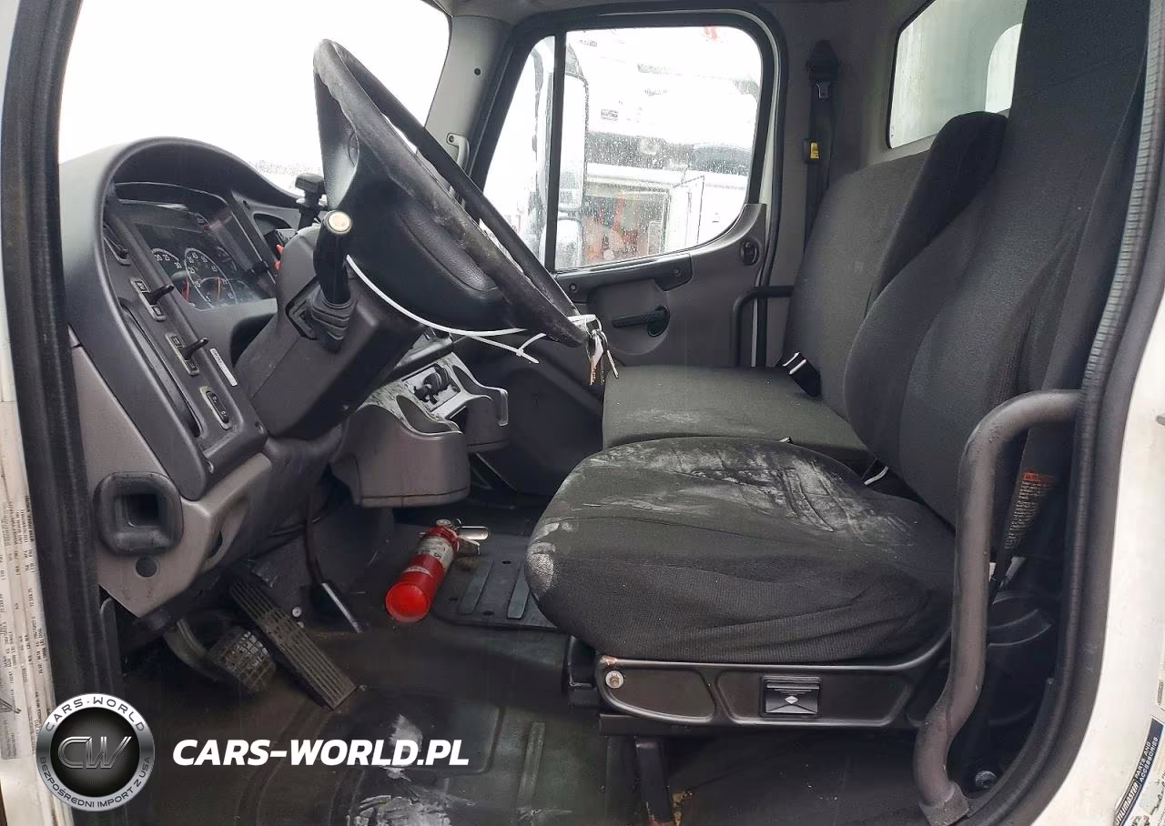 2013 Freightliner M2 106 Medium Duty VIN:1FVACWDTXDHFH3663 - 7