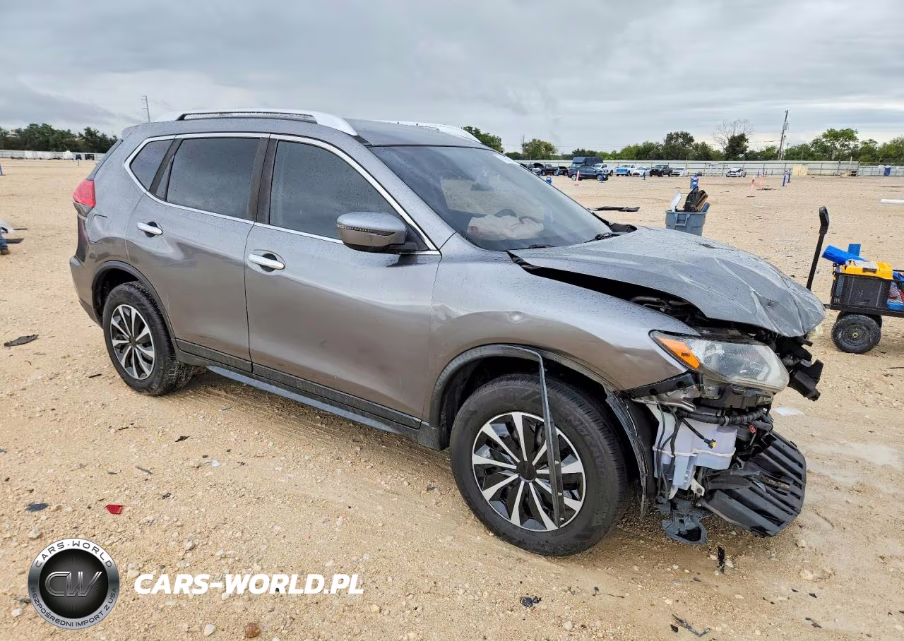 2017 Nissan Rogue S VIN:JN8AT2MV8HW262939 - 4