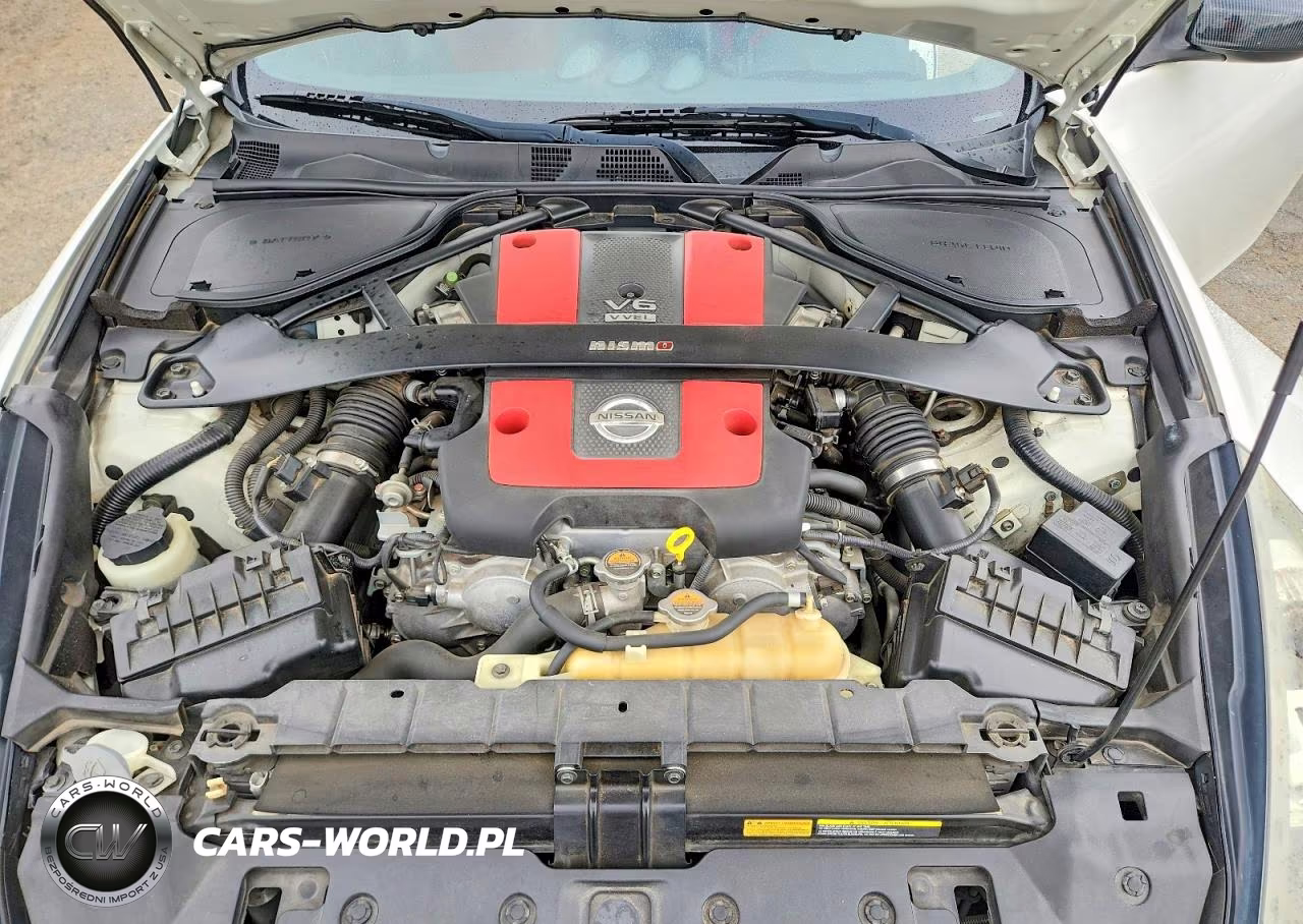 2018 Nissan 370Z Base VIN:JN1AZ4EH1JM572045 - 11