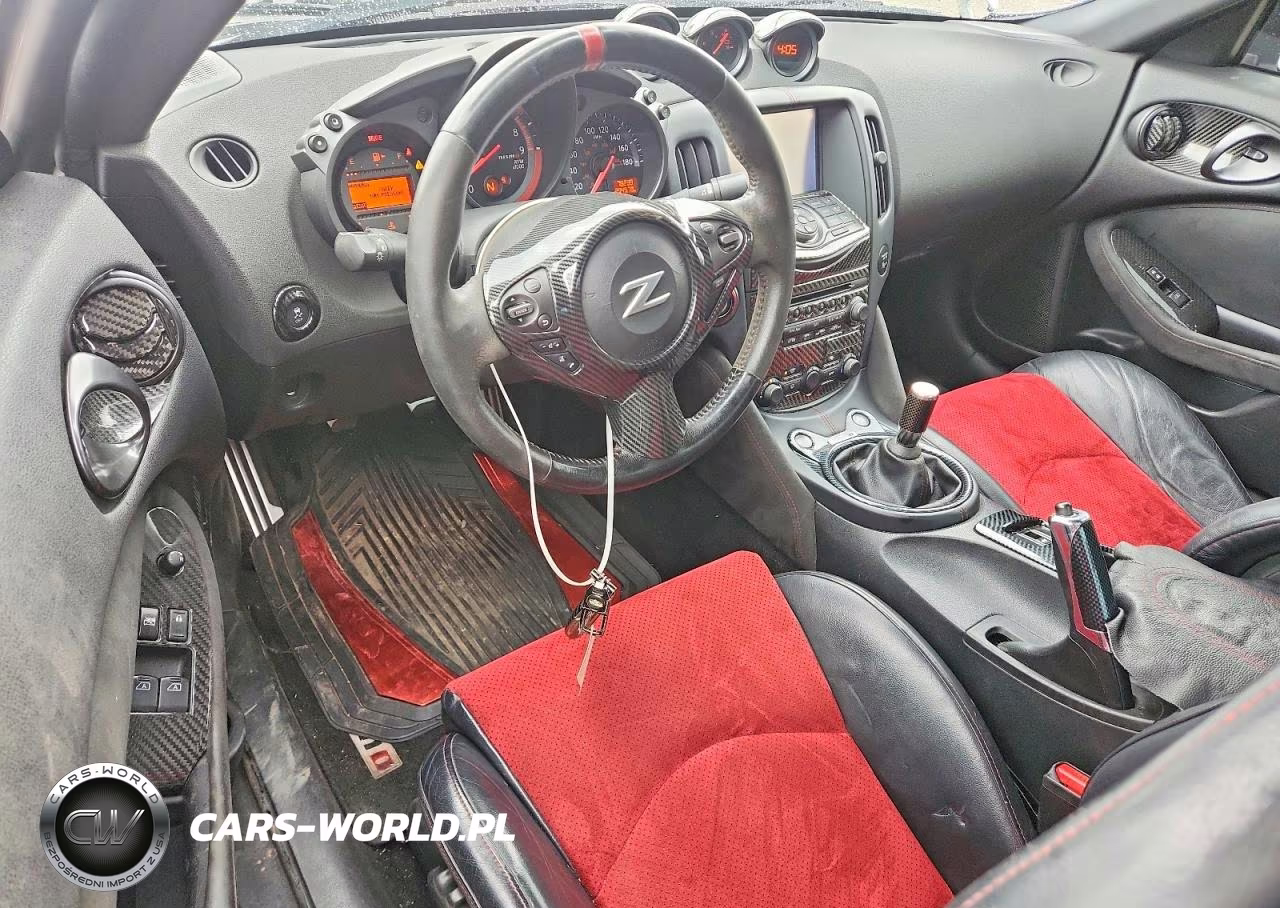 2018 Nissan 370Z Base VIN:JN1AZ4EH1JM572045 - 8