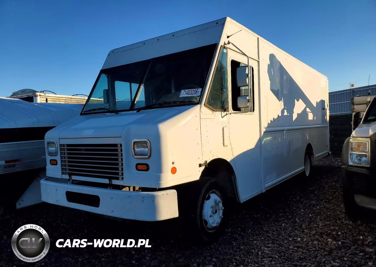 2014 Freightliner Mt55G Delivery Truck