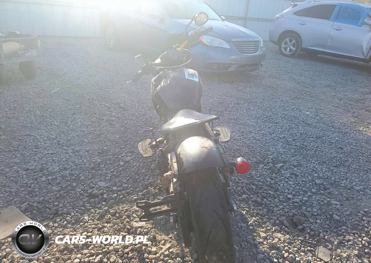 2018 Indian Motorcycle Co. Scout Bobber Abs VIN:56KMTA002J3125719 - 4