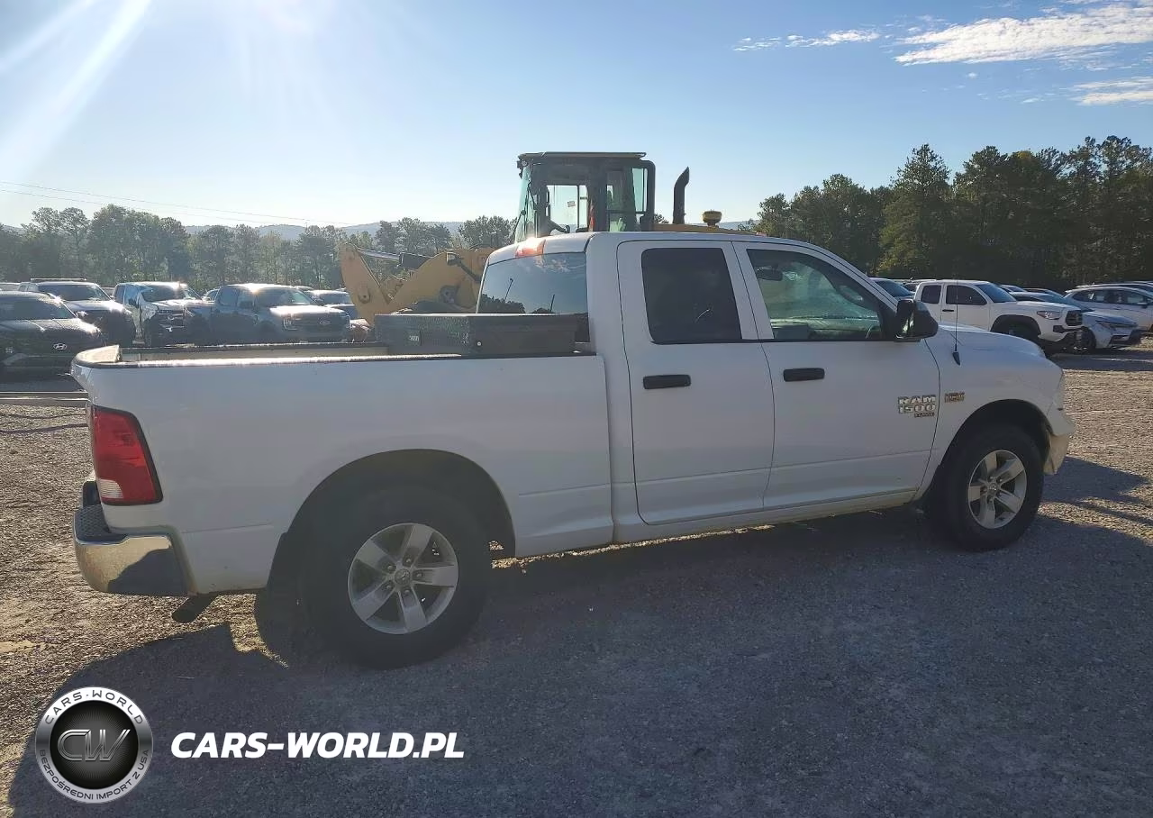 2021 Ram 1500 Classic Tradesman VIN:1C6RR6FTXMS517793 - 3