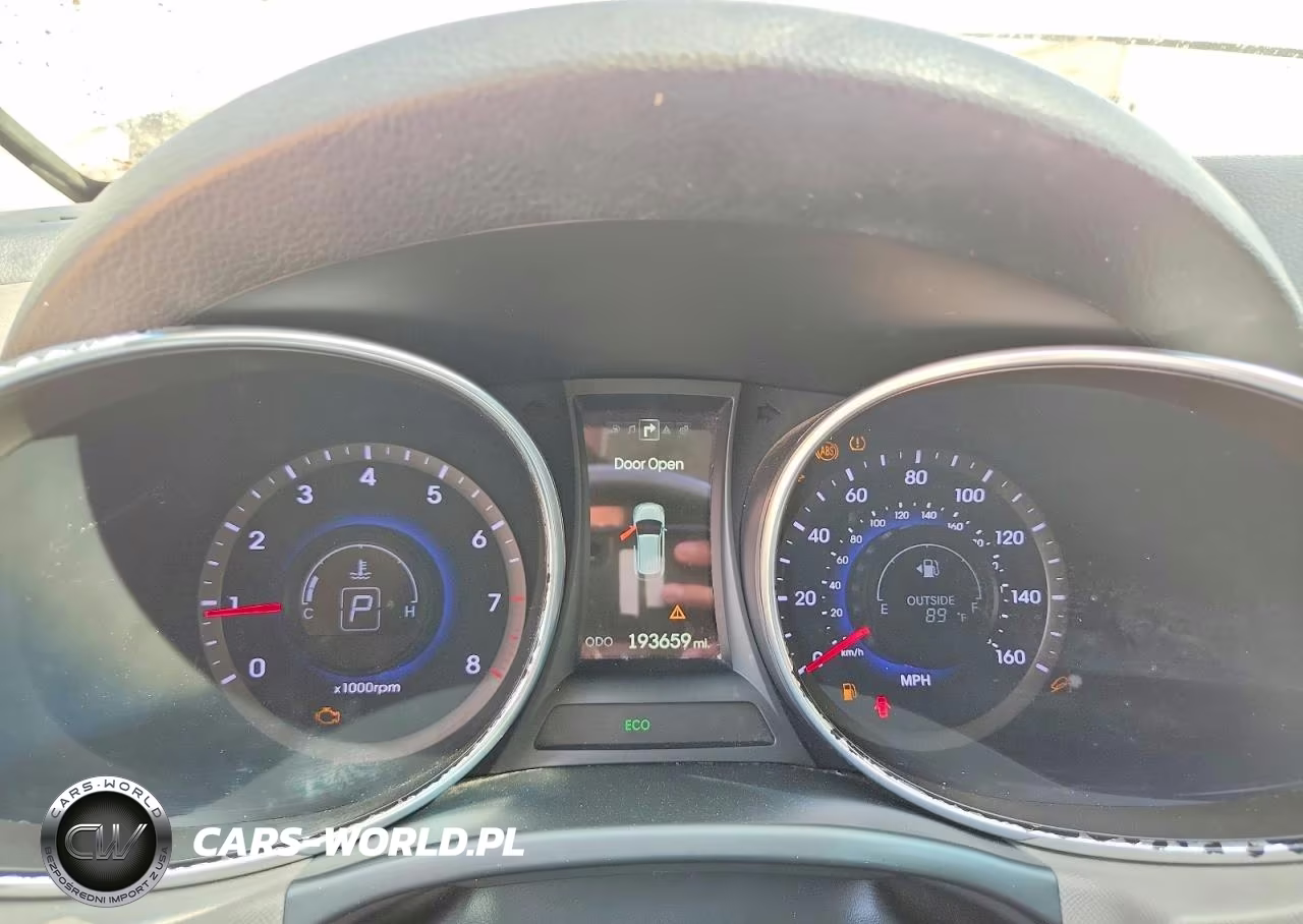 2016 Hyundai Santa Fe Sport 2.0T VIN:5XYZW4LA9GG332010 - 9