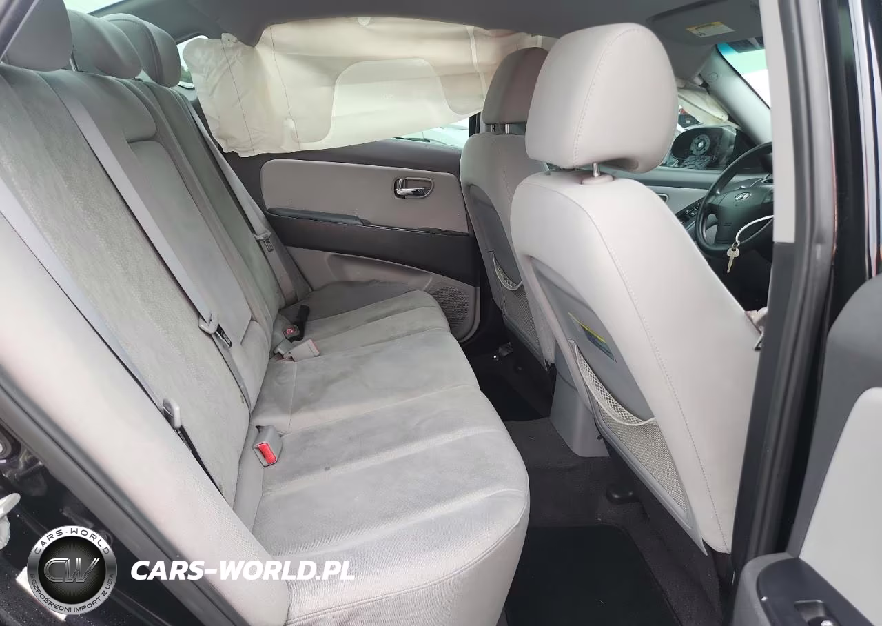2010 Hyundai Elantra Gls VIN:KMHDU4AD7AU169467 - 10