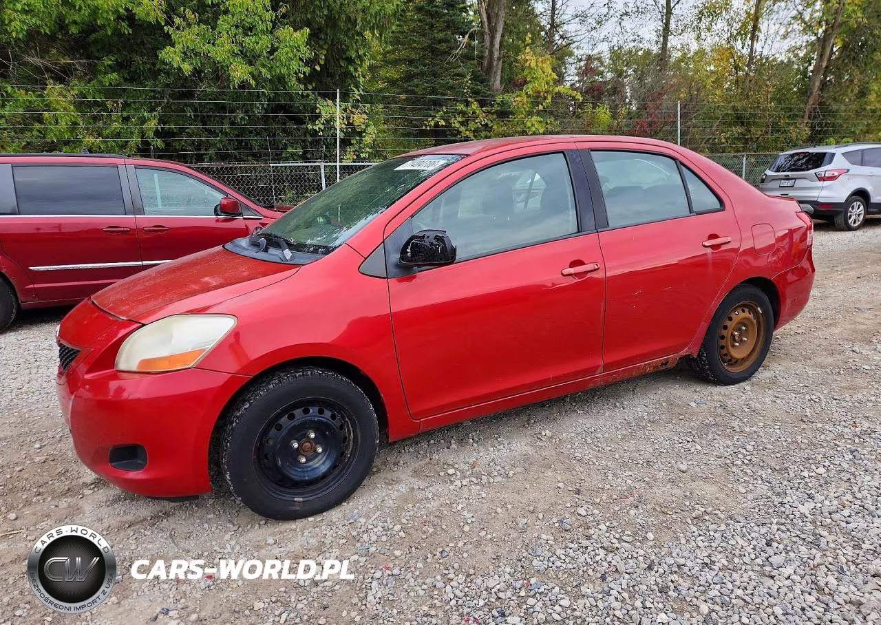 2010 Toyota Yaris Base