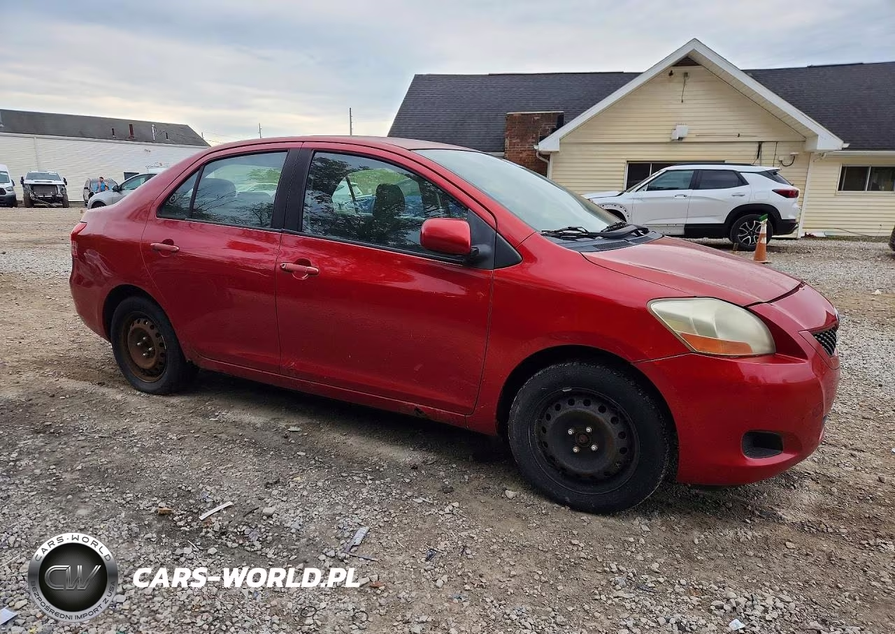 2010 Toyota Yaris Base VIN:JTDBT4K35A1369107 - 4