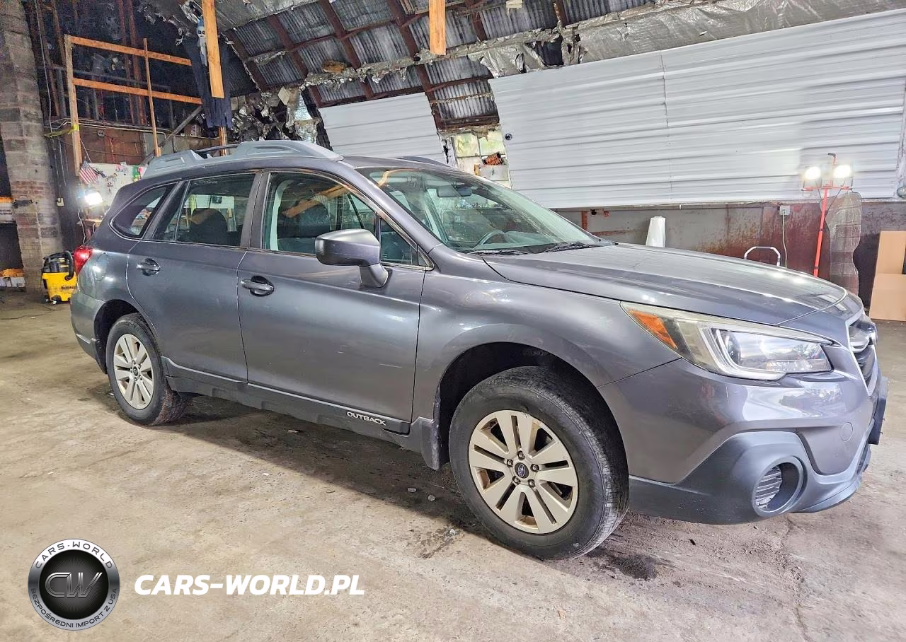 2018 Subaru Outback 2.5I VIN:4S4BSAAC3J3359615 - 4