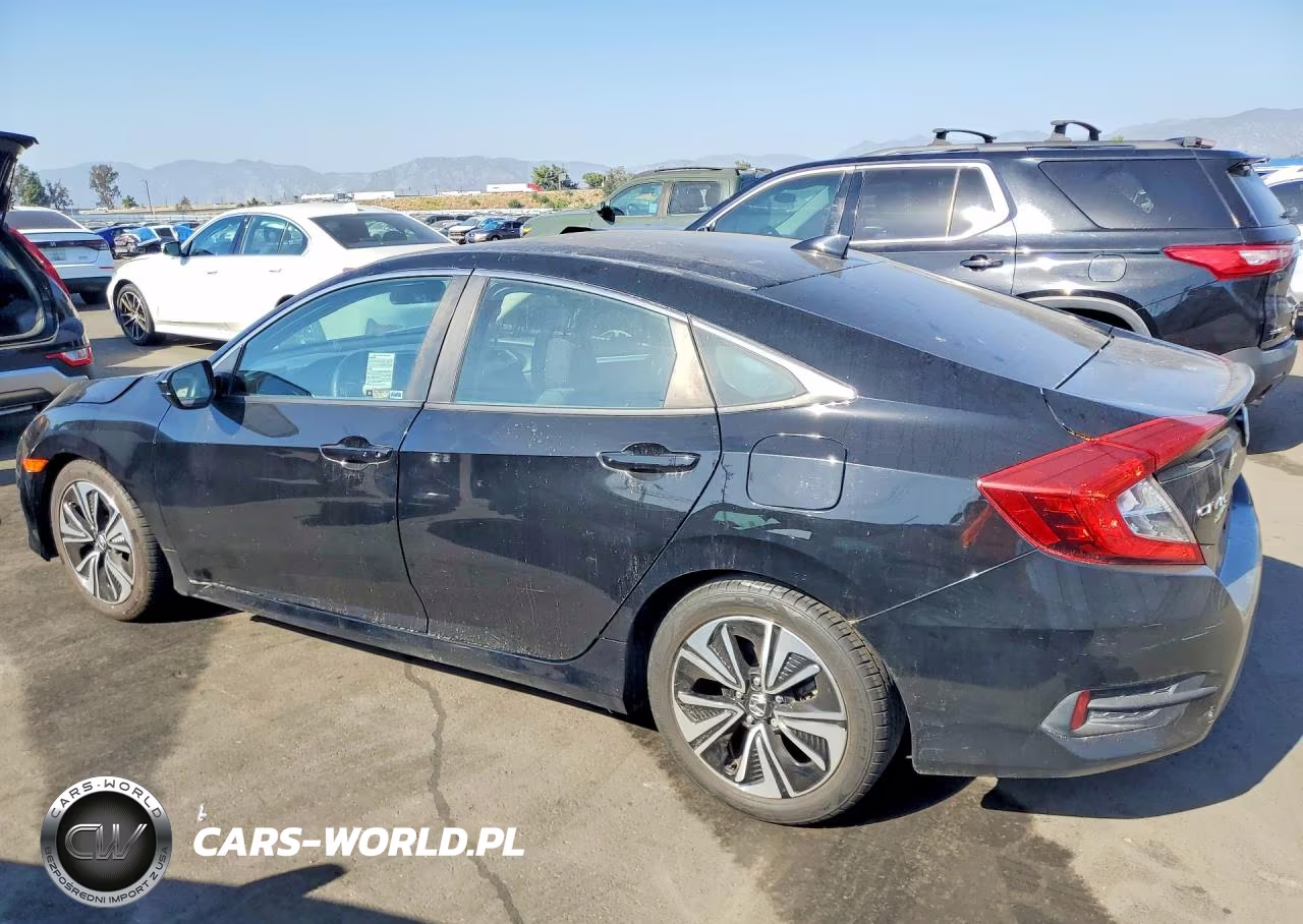 2018 Honda Civic Ex VIN:2HGFC1F32JH640962 - 2