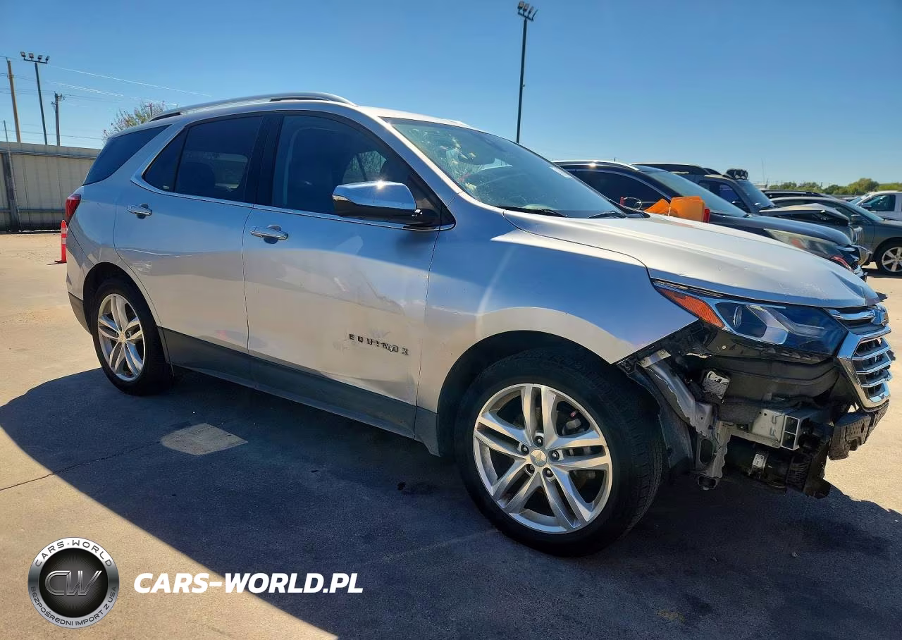 2018 Chevrolet Equinox Premier VIN:3GNAXNEX2JS638223 - 4