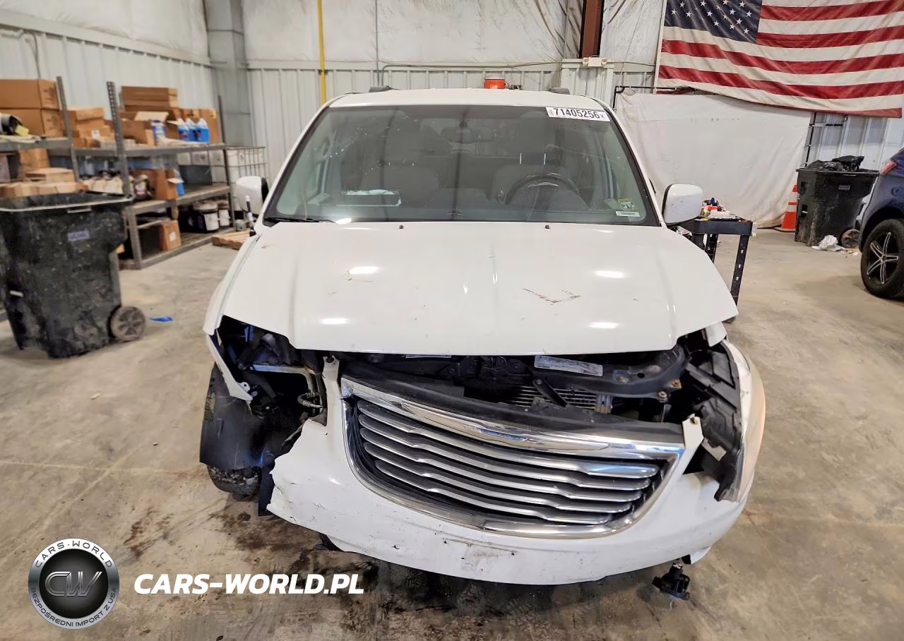 2012 Chrysler Town & Country Touring VIN:2C4RC1BG8CR151872 - 5