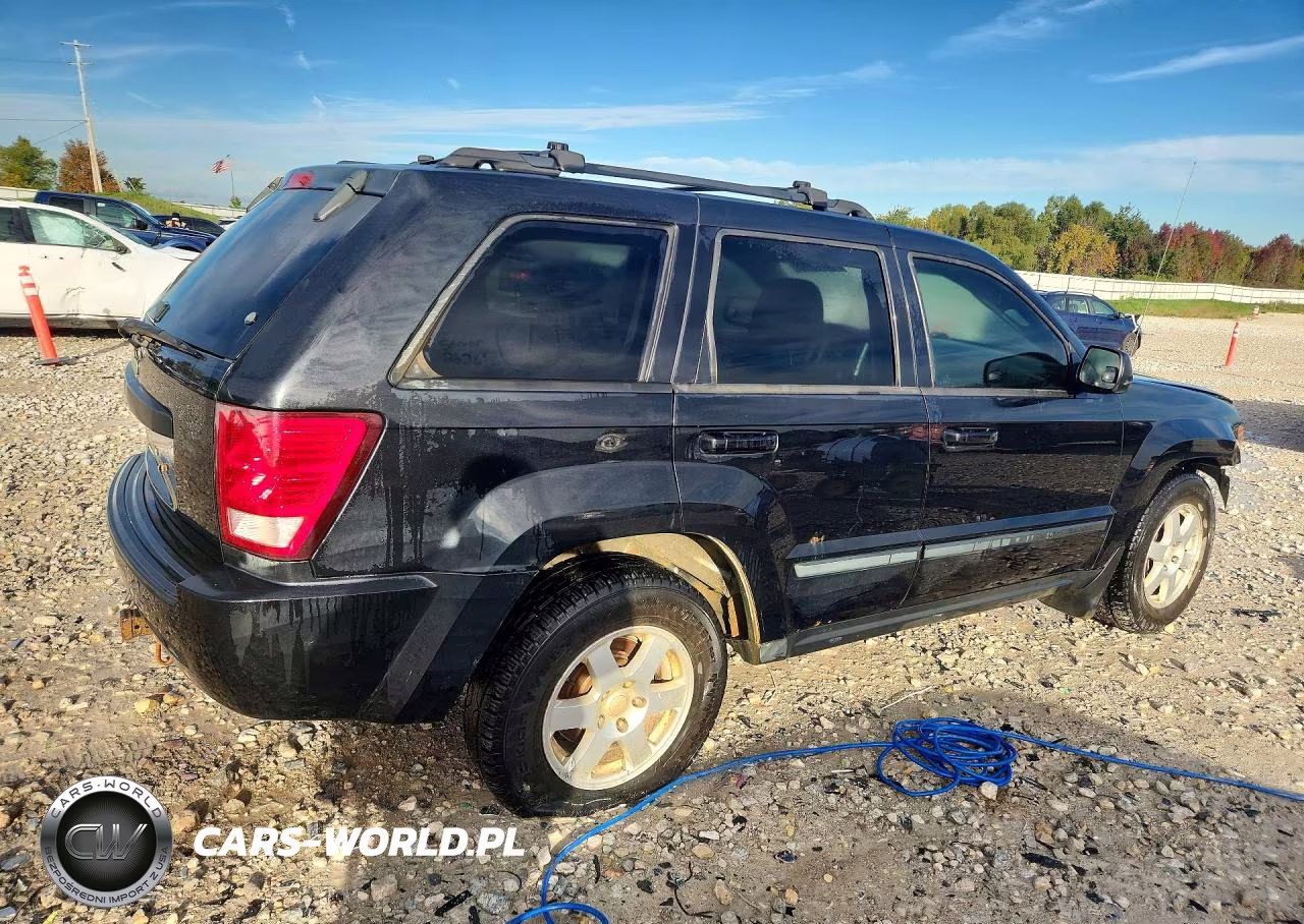 2009 Jeep Grand Cherokee Laredo VIN:1J8GR48K99C521420 - 3