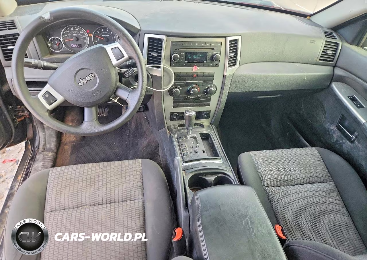 2009 Jeep Grand Cherokee Laredo VIN:1J8GR48K99C521420 - 8