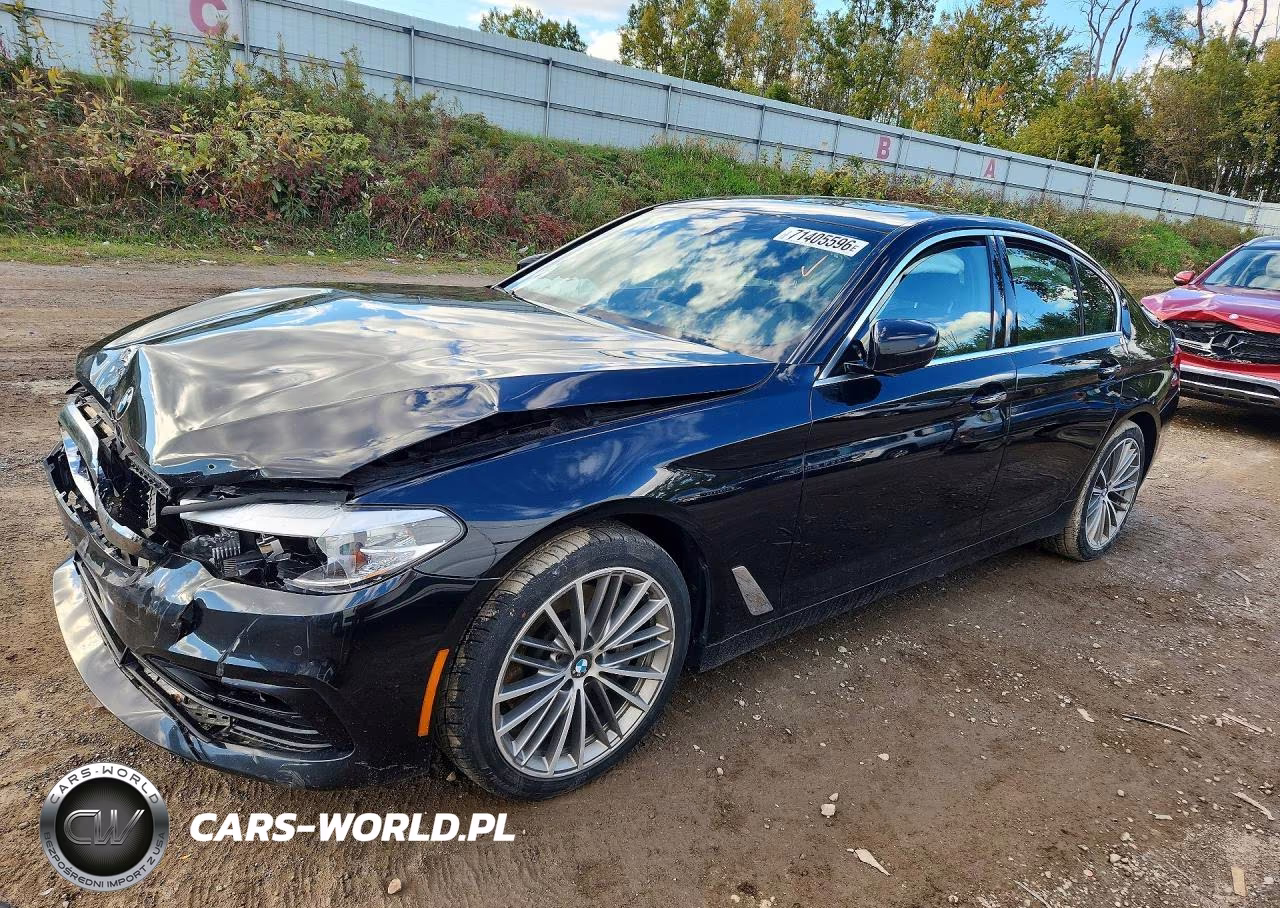 2018 BMW 530 Xi VIN:WBAJA7C54JWA74702 - 1