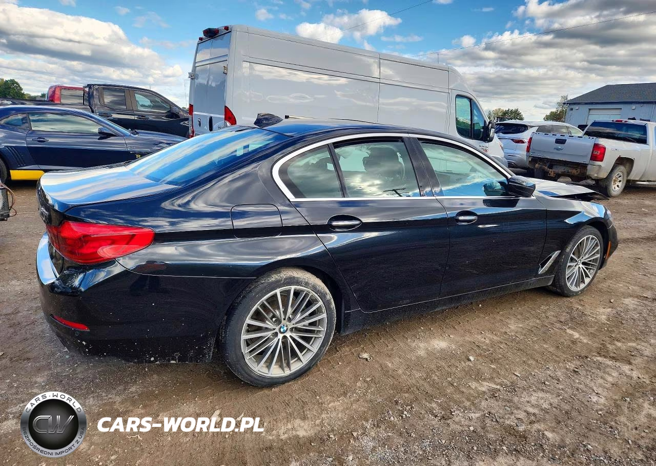 2018 BMW 530 Xi VIN:WBAJA7C54JWA74702 - 3