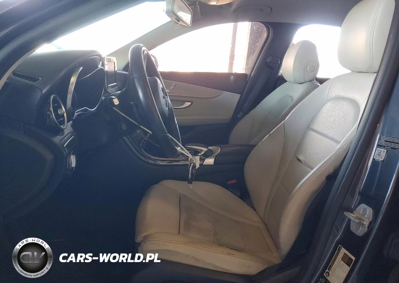 2015 Mercedes-Benz C 300 4Matic VIN:55SWF4KB7FU021354 - 7
