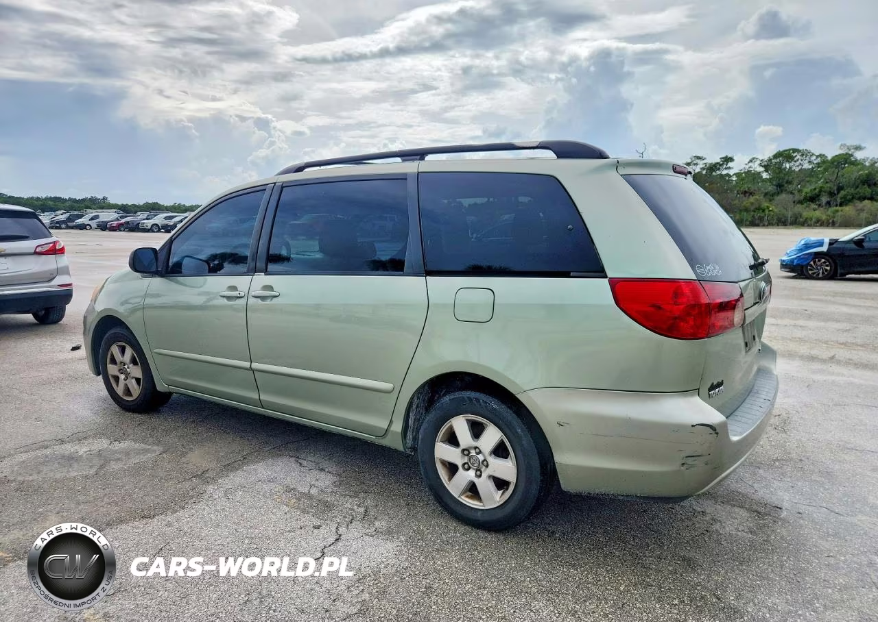 2009 Toyota Sienna Le 8-Passenger VIN:5TDZK23C79S240451 - 2