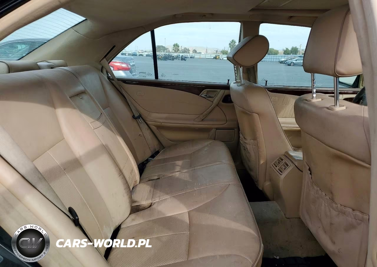2000 Mercedes-Benz E 320 VIN:WDBJF65G3YA958548 - 10