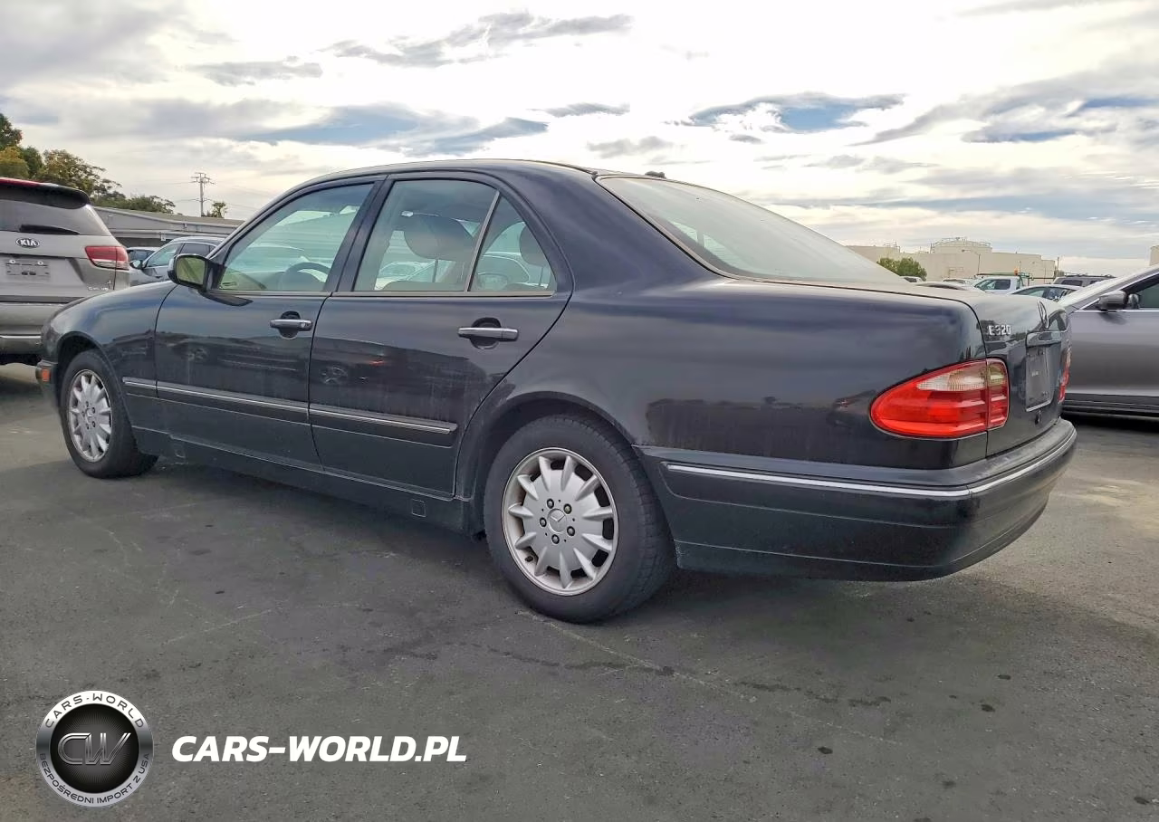 2000 Mercedes-Benz E 320 VIN:WDBJF65G3YA958548 - 2
