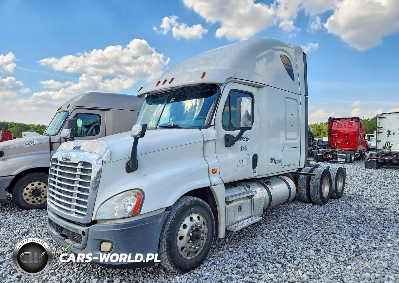 2017 Freightliner Cascadia 1
