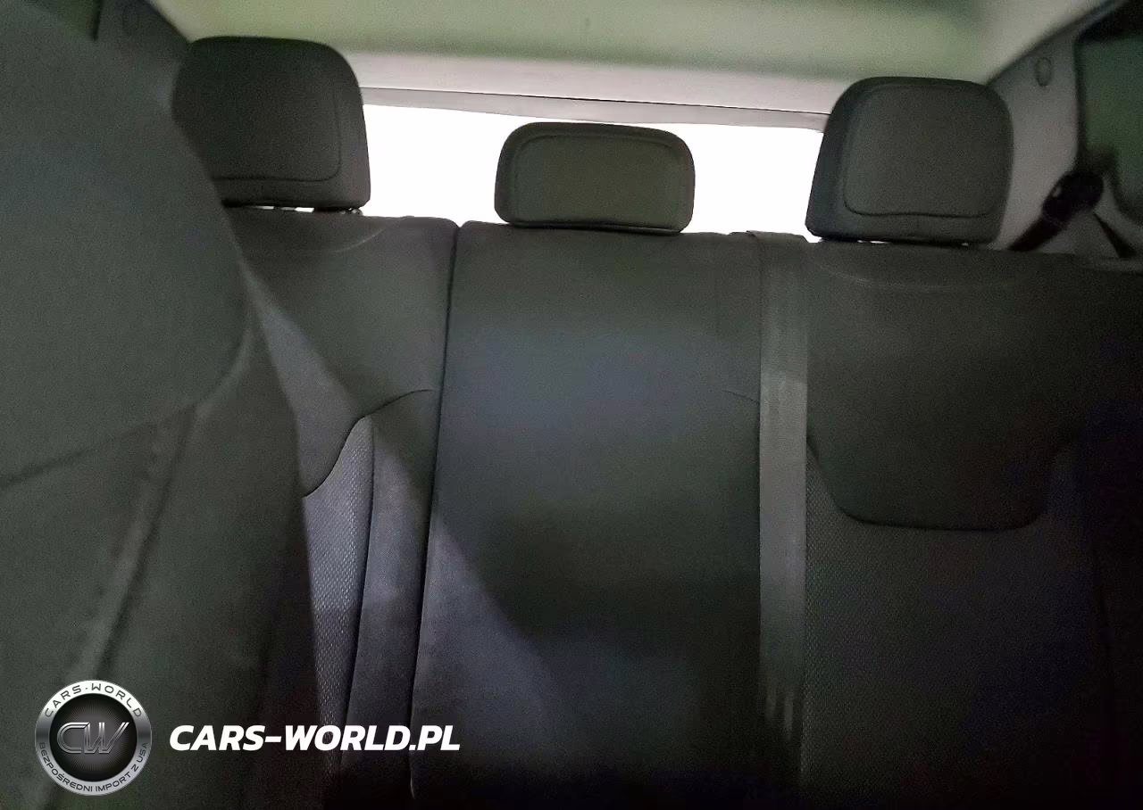 2018 Jeep Renegade Sport VIN:ZACCJBAB3JPH53247 - 10