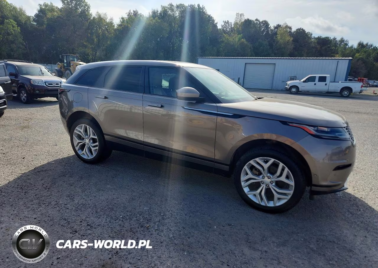 2018 Land Rover Range Rover Velar Se VIN:SALYC2RV6JA702655 - 4