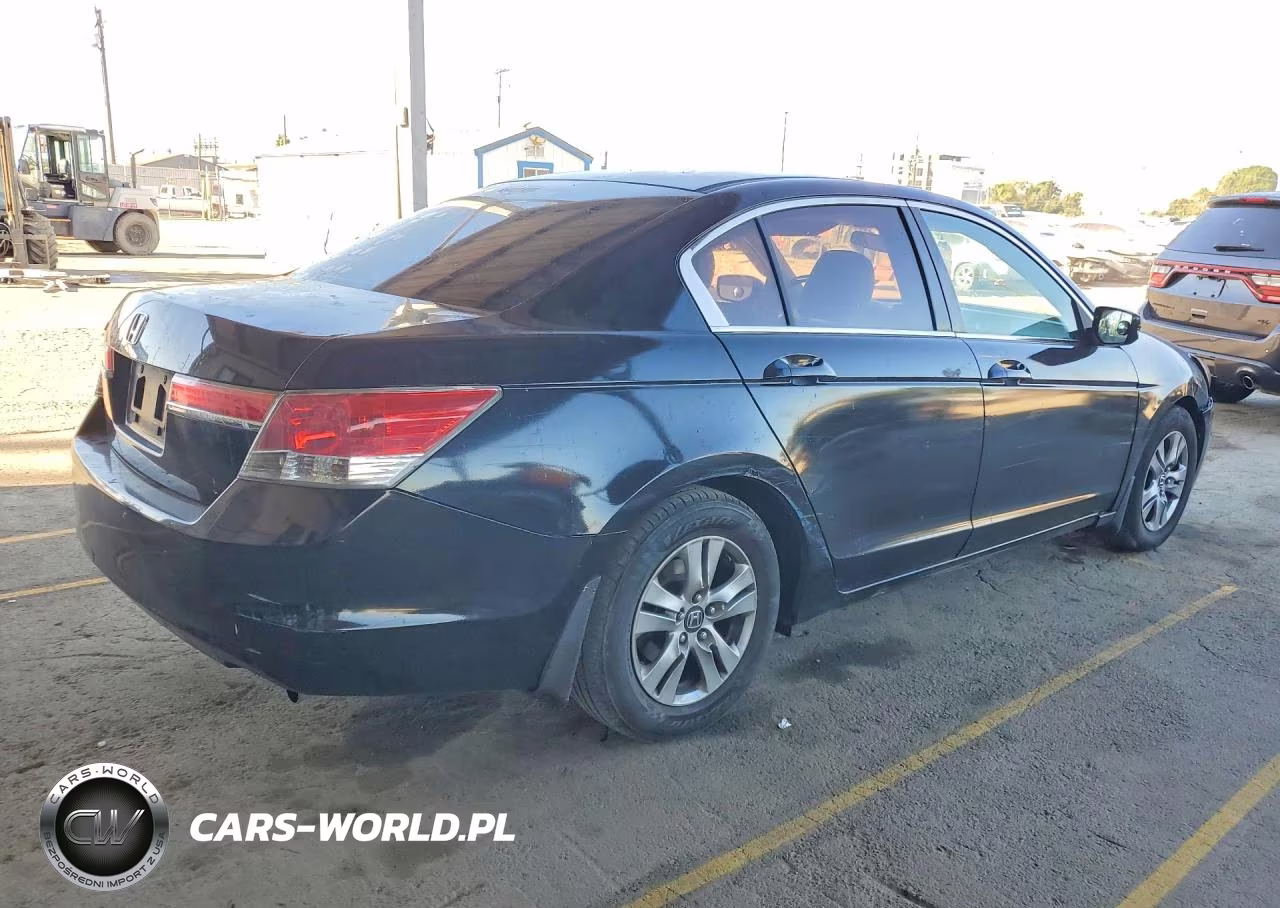 2011 Honda Accord Lxp VIN:1HGCP2F49BA111045 - 3