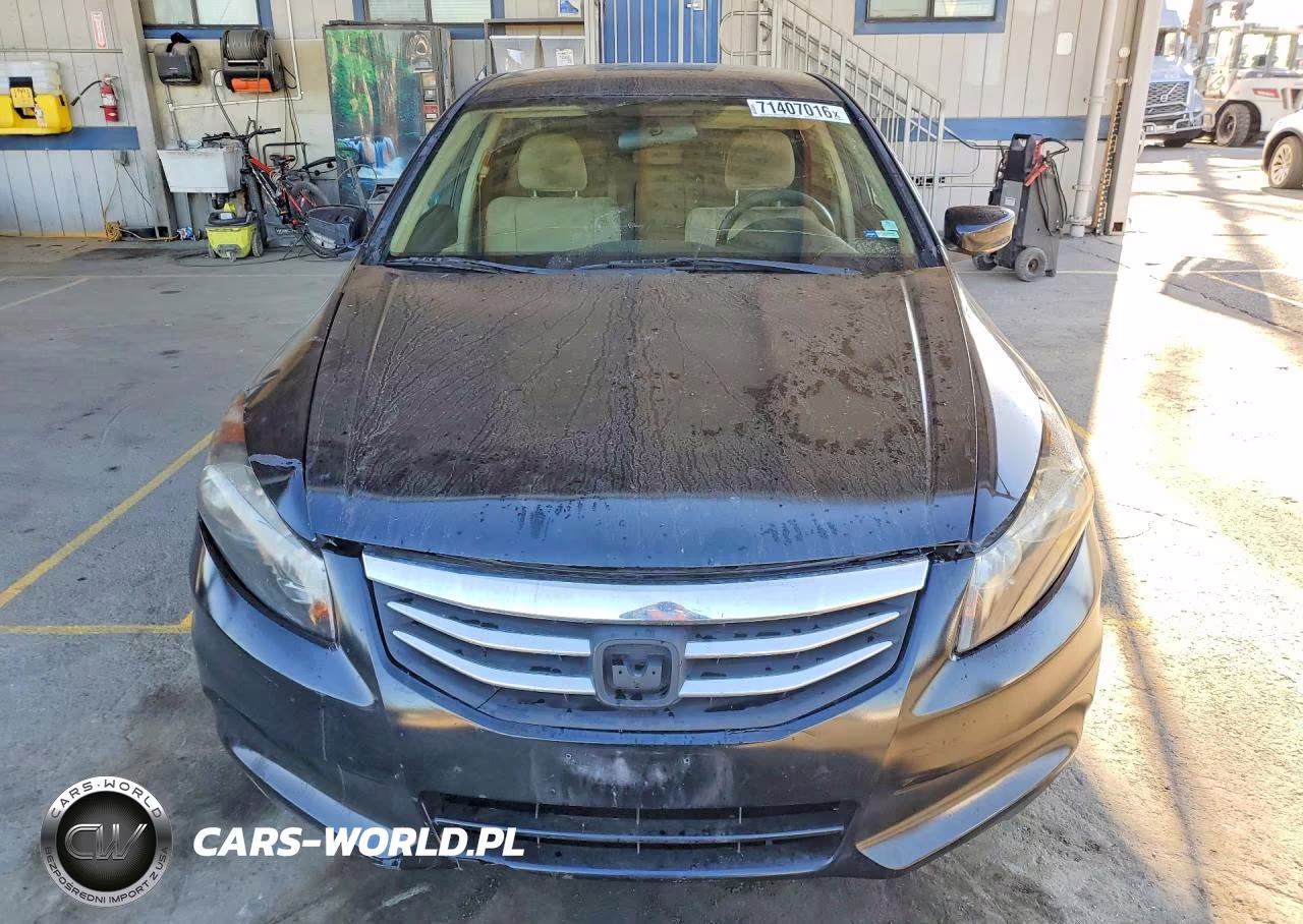 2011 Honda Accord Lxp VIN:1HGCP2F49BA111045 - 5