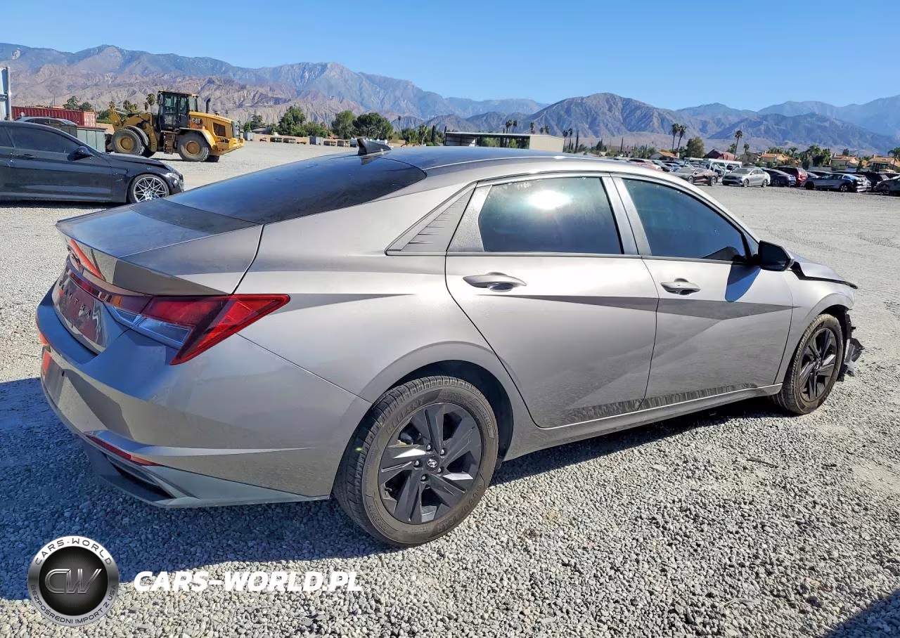 2021 Hyundai Elantra Sel VIN:KMHLM4AG1MU156532 - 3