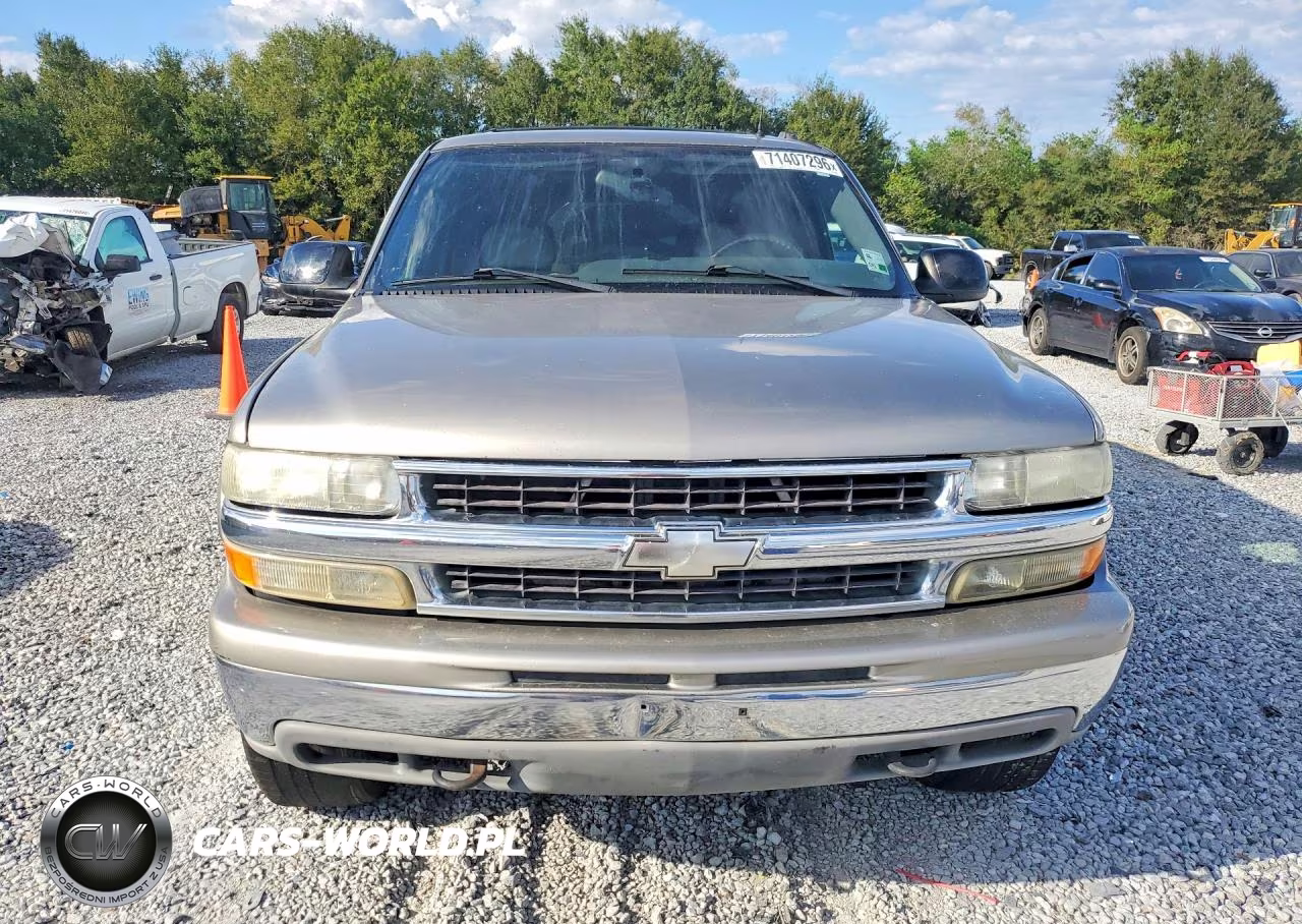 2002 Chevrolet Tahoe K1500 VIN:1GNEK13Z92R145950 - 5