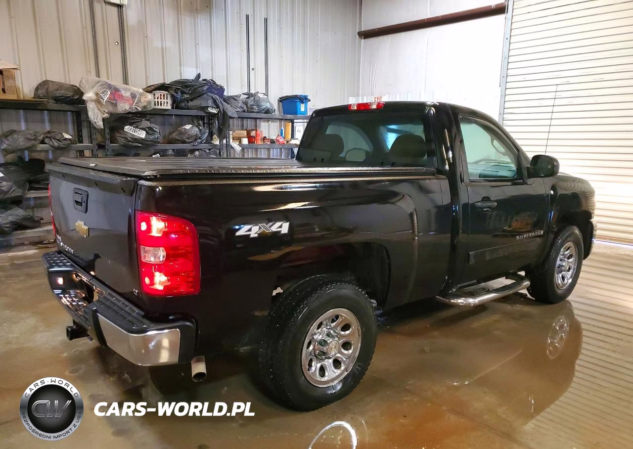 2007 Chevrolet Silverado K1500 VIN:1GCEK14097Z552912 - 3