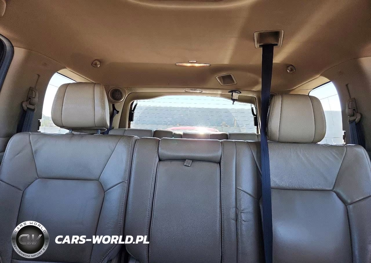 2012 Honda Pilot Touring VIN:5FNYF4H93CB019627 - 10