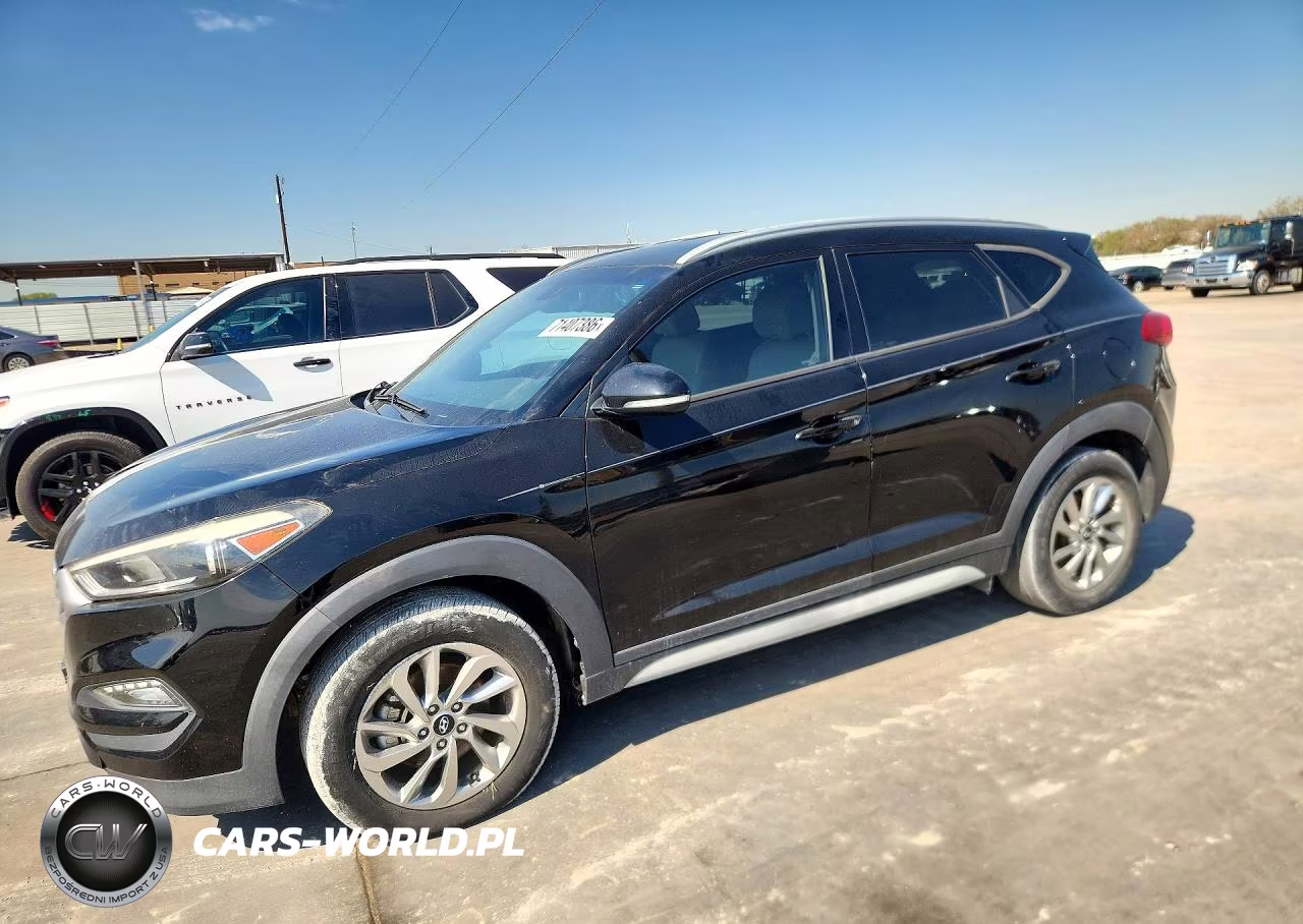 2017 Hyundai Tucson Se Plus VIN:KM8J33A45HU501738 - 1