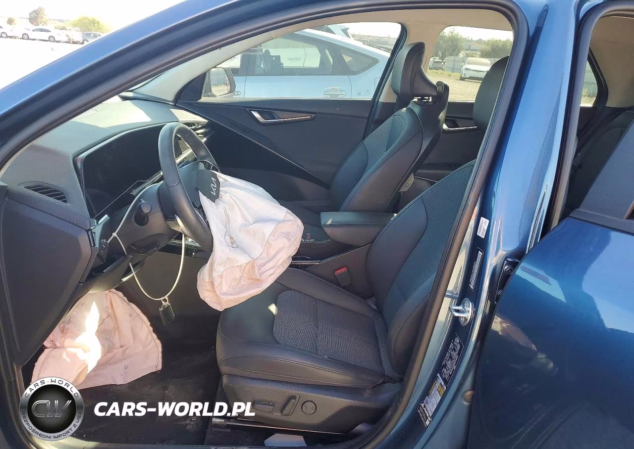 2025 Kia Niro Ex VIN:KNDCS3LF9S5256152 - 7
